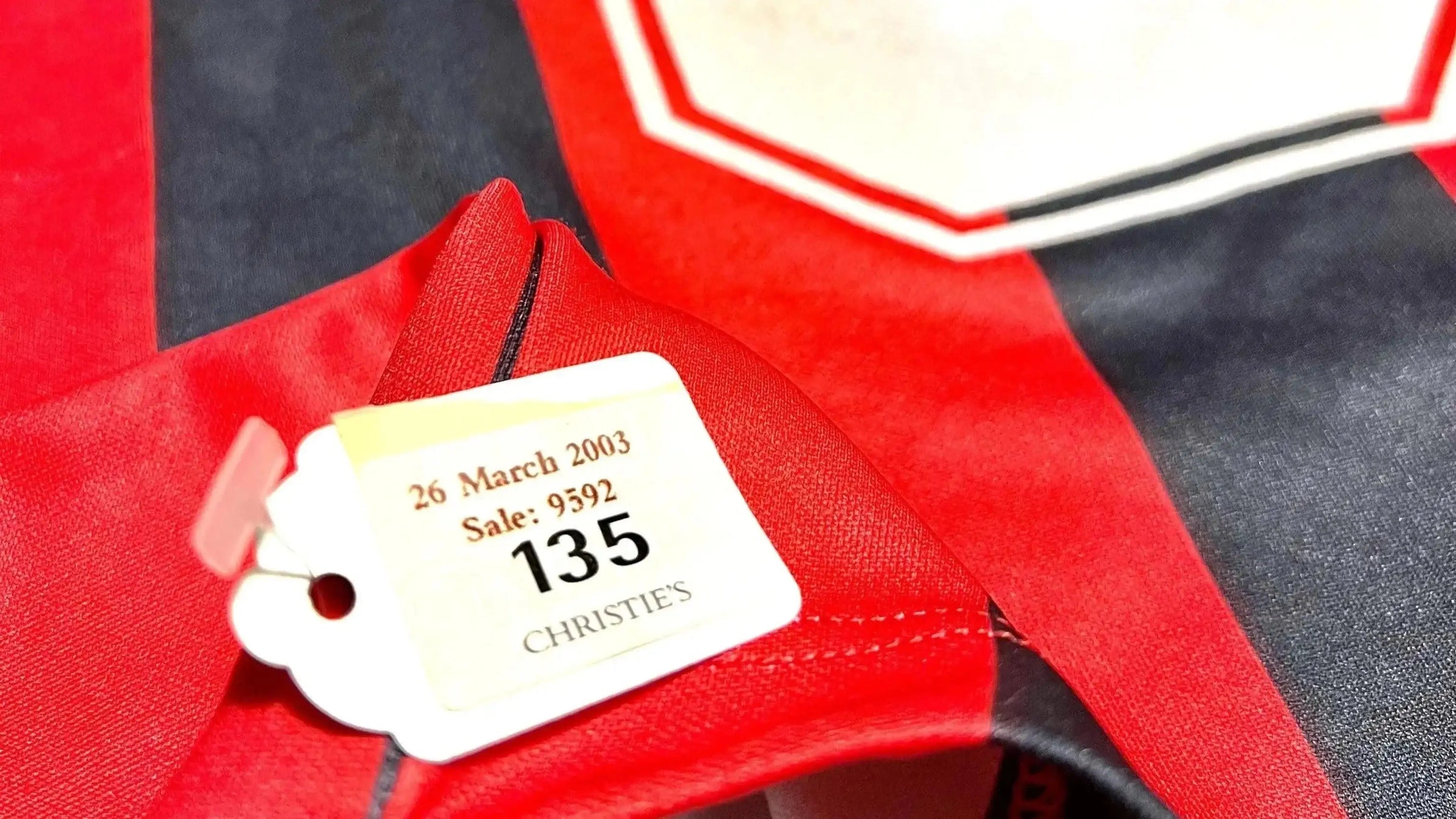 The True Value of a Signed Football Shirt: Why Some Prices Are Higher Than Others