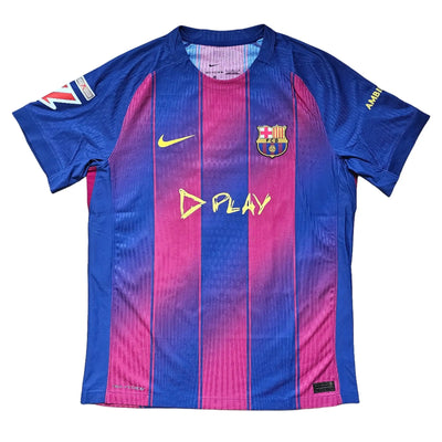 Barcelona Nr. 10 Lamine Yamal ED SHEERAN PLAY Limited Edition Size M — Signature proof