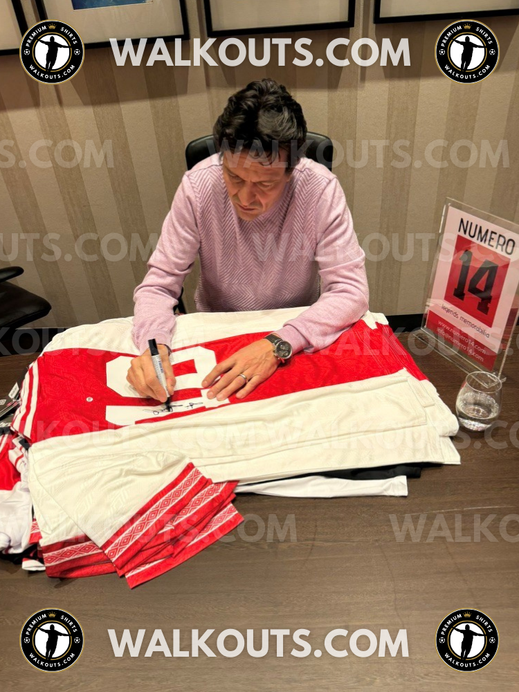 Signing proof photo for Jari Litmanen (AFC Ajax) — 1994-1995 • #24JLI20017810