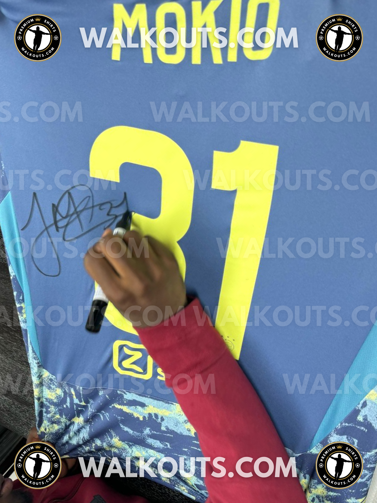 Signature close-up (signing proof) for Jorthy Mokio (AFC Ajax) — 2024-2025 • #25JMO20019831