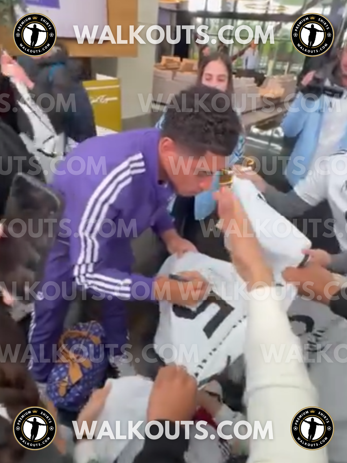Signing proof photo for Jude Bellingham (Real Madrid CF) — 2024-2025 • #25JBE20025305