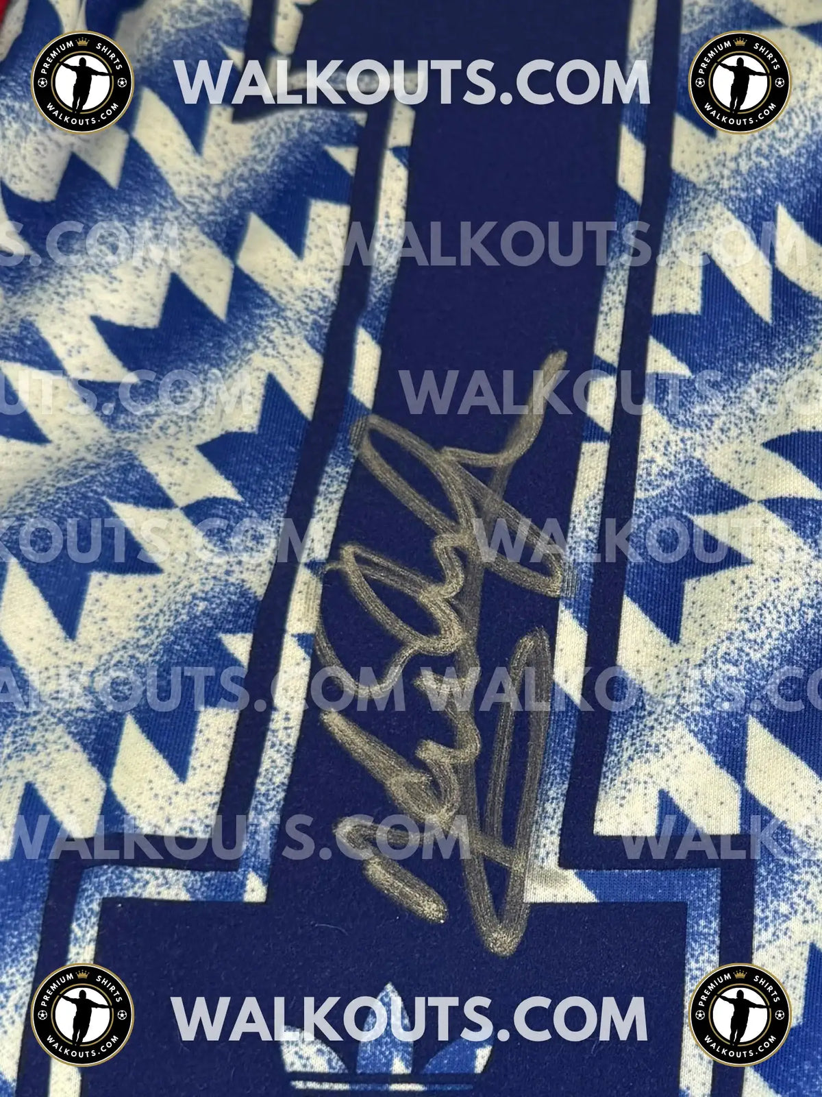 Signature close-up (signing proof) (Manchester United F.C.) - 1991-1992 • #26MHU20034510