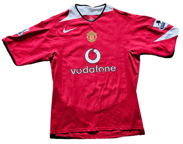 Front view of a match worn Manchester United 10 soccer jersey featuring Vodafone and club crest.