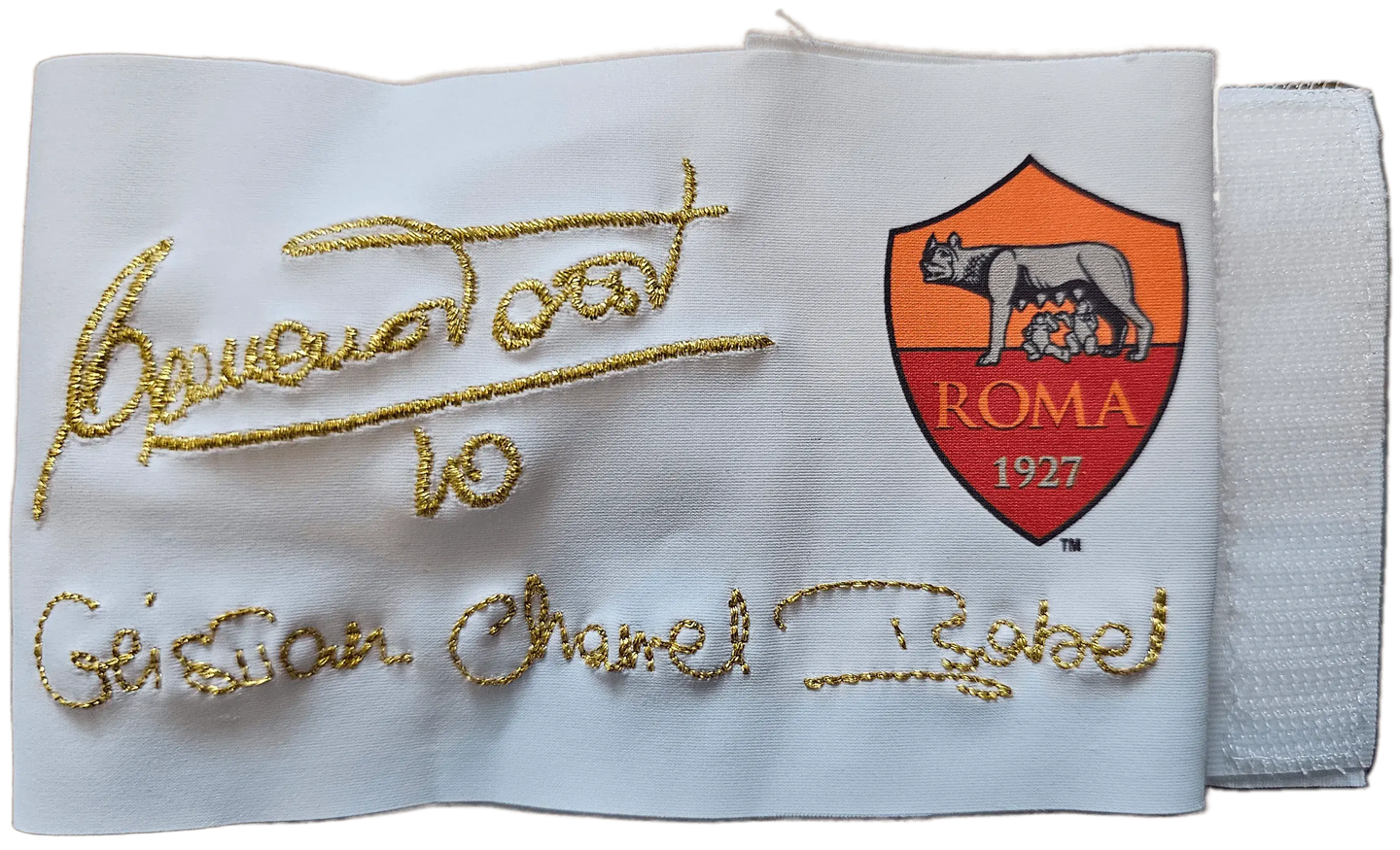 Gold embroidered signature and No. 10 with A.S. Roma crest on captains band.
