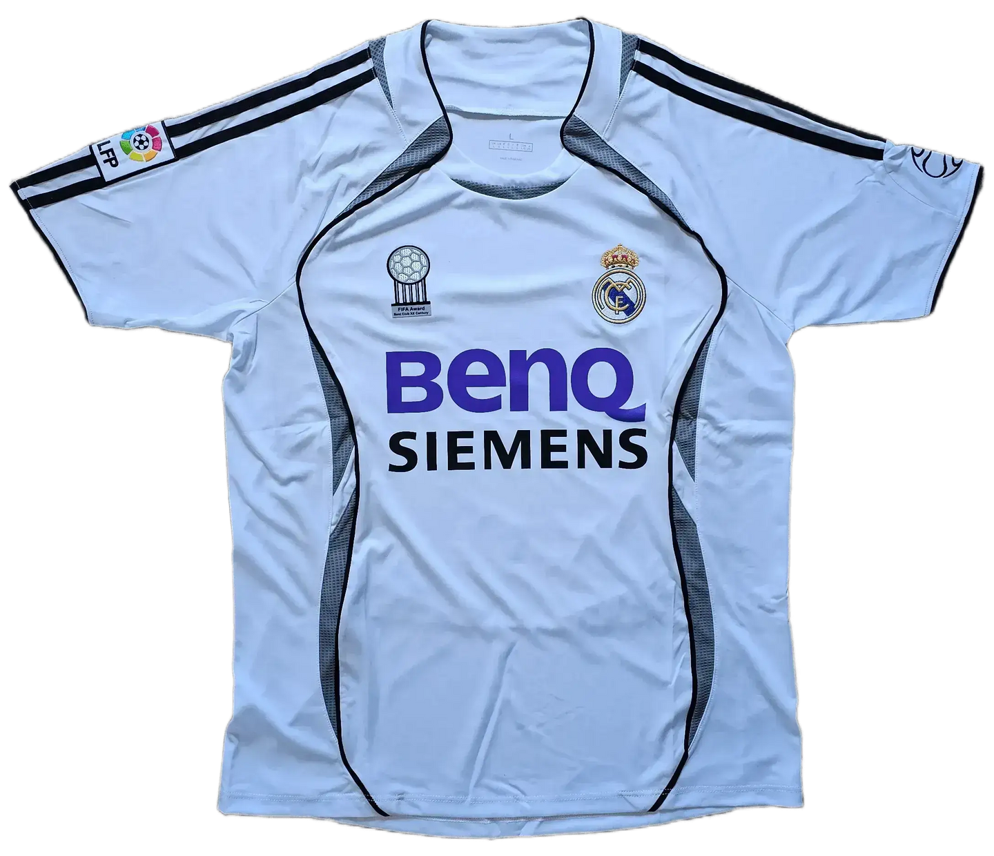 Front view of Real Madrid 2006-2007 home soccer jersey featuring Benq Siemens logo and crest.