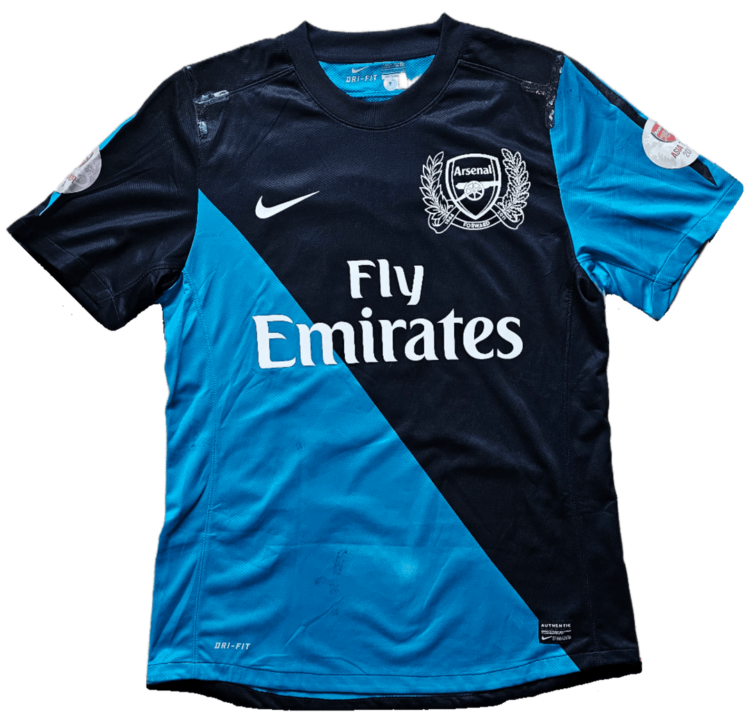 Robin van Persie 10 Arsenal 2010-2011 - Match Issued Away Jersey | Asia Tour - Walkouts