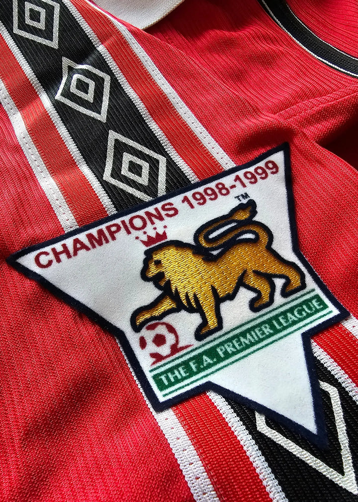 Crest detail featuring &