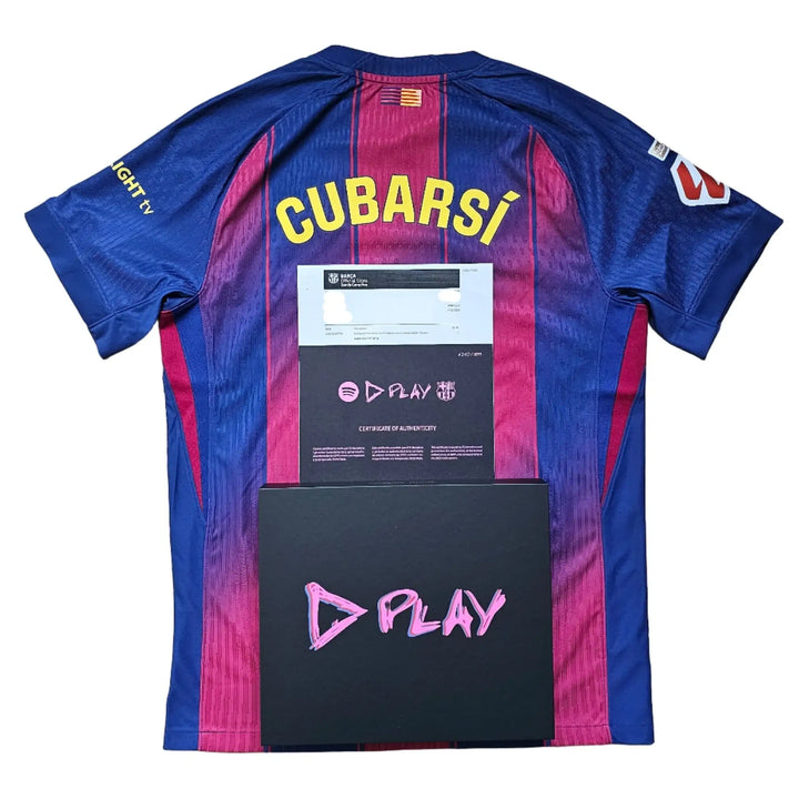 Back view displaying name CUBARSÍ, certificate of authenticity, and D PLAY branding.