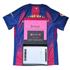 Back view displaying Lamine Yamal's name and a visible D PLAY certificate of authenticity.