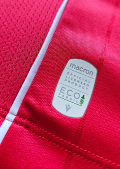 Detail view highlighting the official Macron label, indicating licensed product and ECO fabric.
