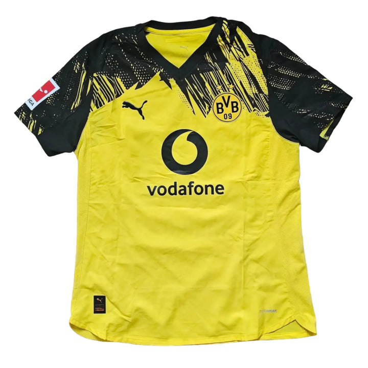 Back view featuring Borussia Dortmund crest and Vodafone sponsor logo.