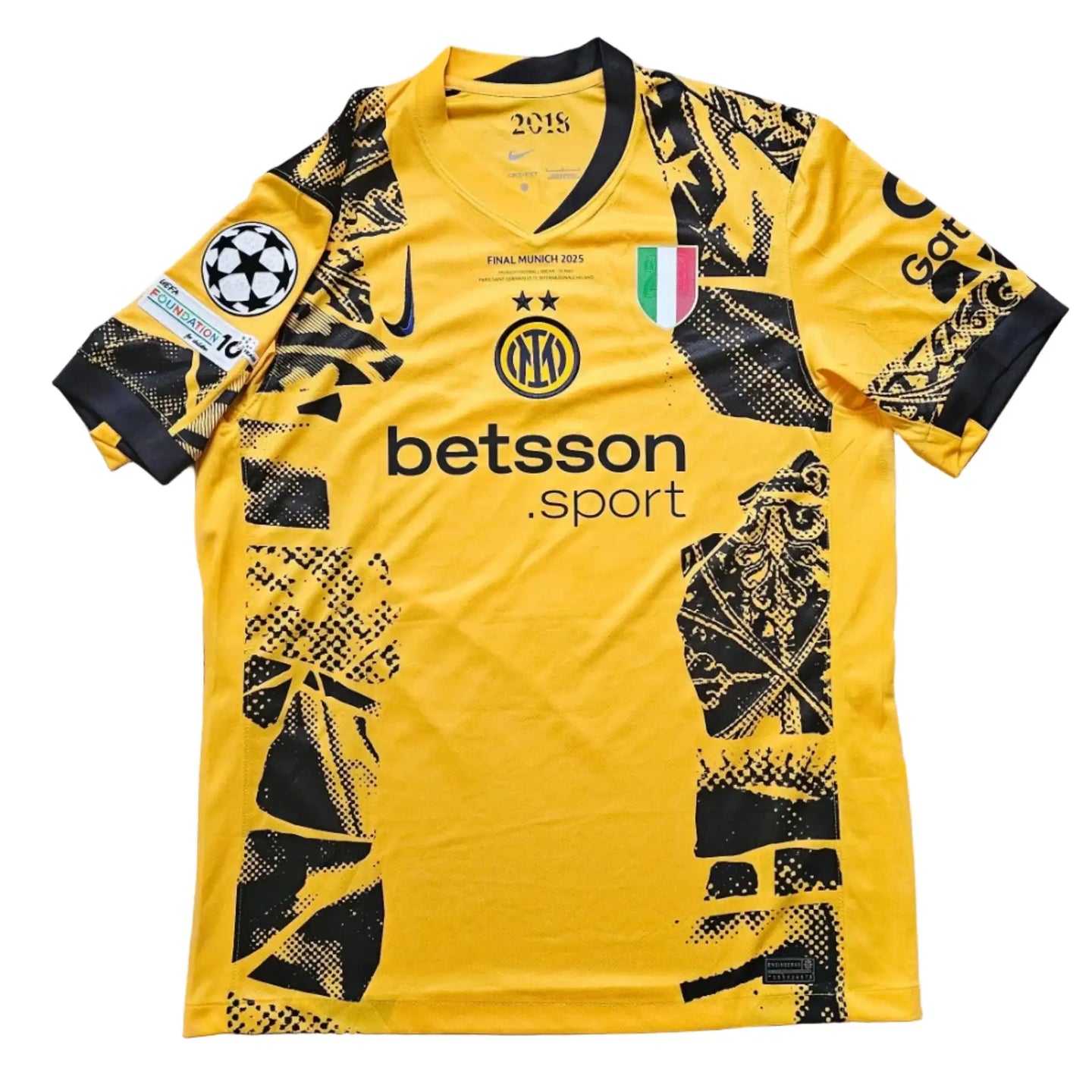 Back view showing black sleeve details, betsson.sport logo, and Inter Milan crest.