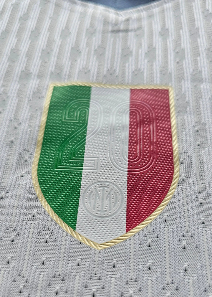 Crest detail featuring the Italian flag and '20' with the Inter Milan emblem below.