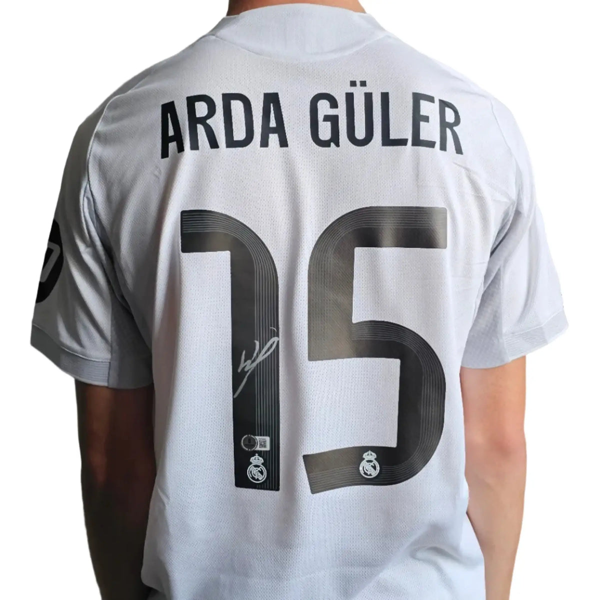 Signed Arda Güler #24 Real Madrid 2025-26 Shirt | Walkouts
