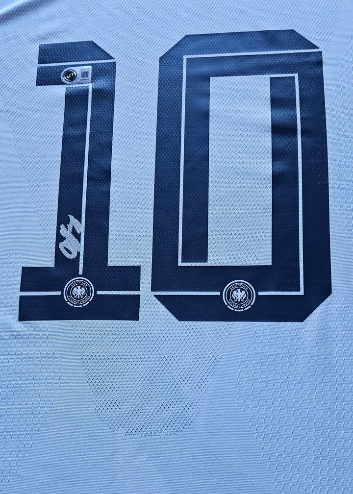 Francis Onyeka 10 Germany 2025-2026 Signed Football Shirt