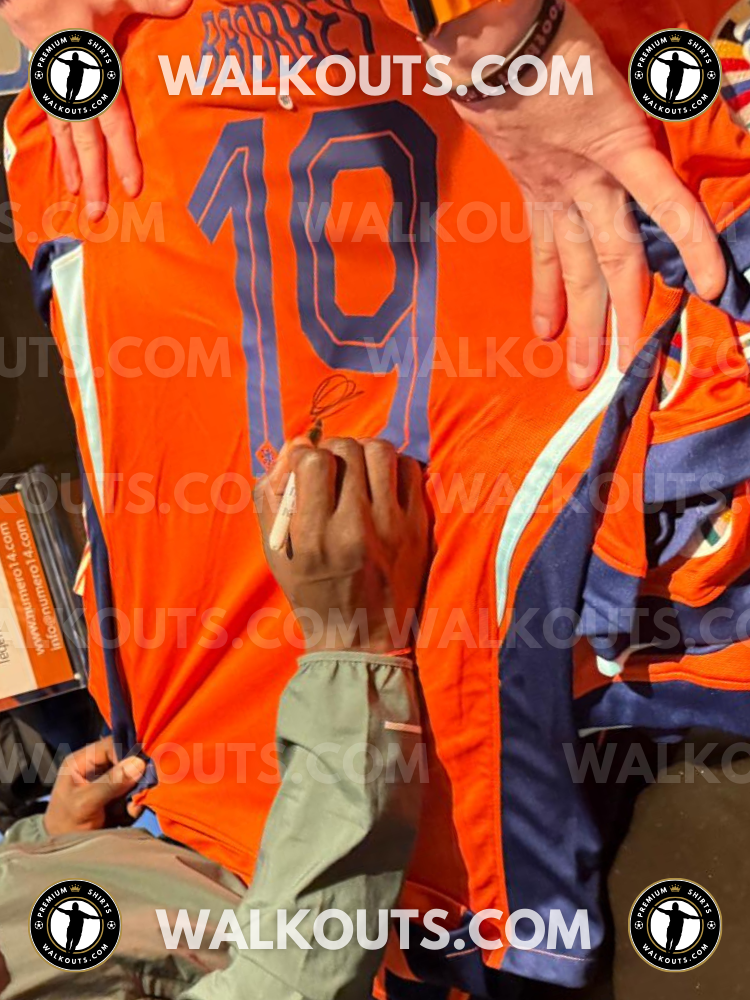 Signed Brian Brobbey Holland Euro 2024 | Photo Proof — Signature proof 24BBR20014819