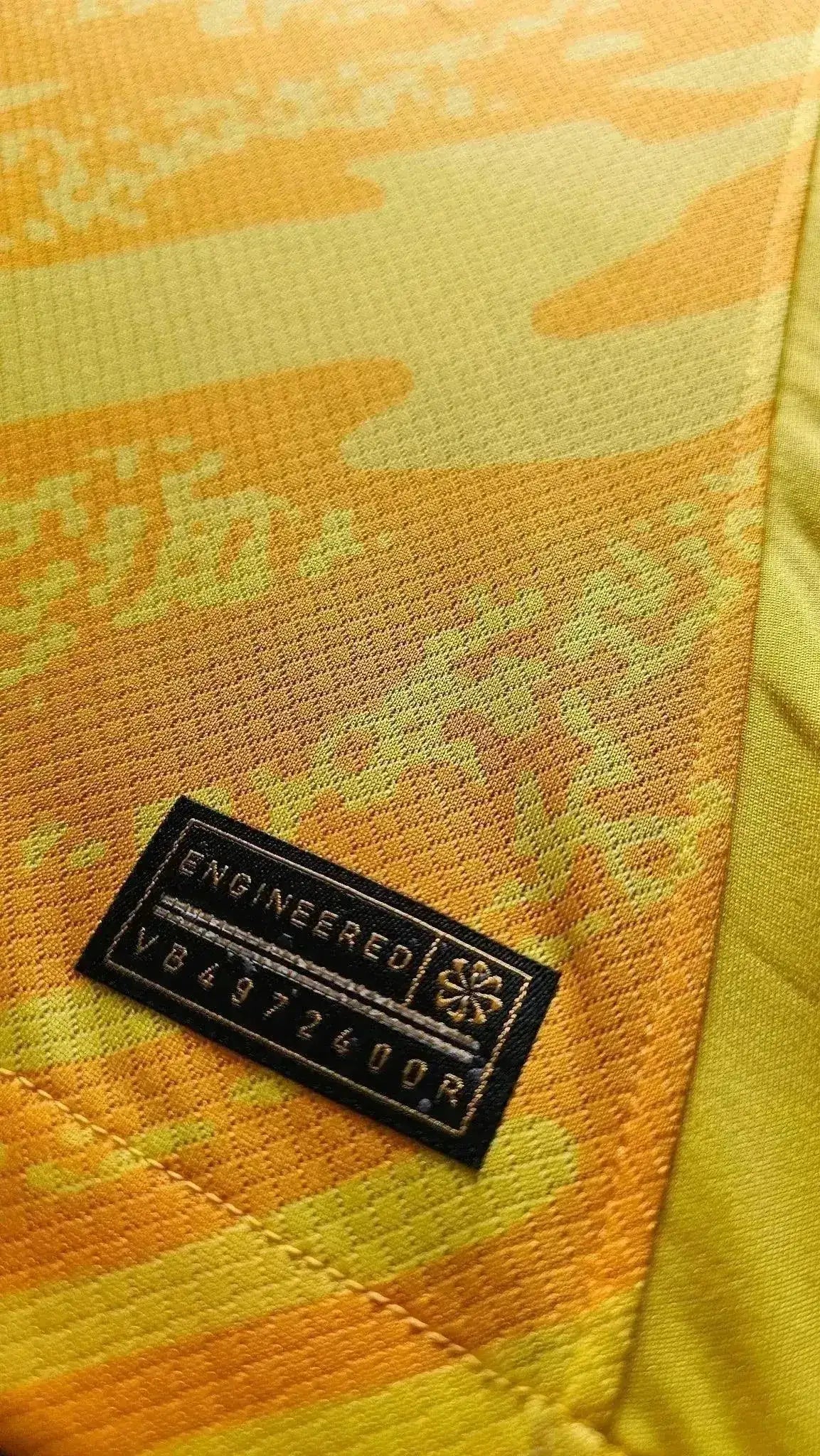 Close-up detail showing the label with 'ENGINEERED' and reference number 'VB4972600R'.