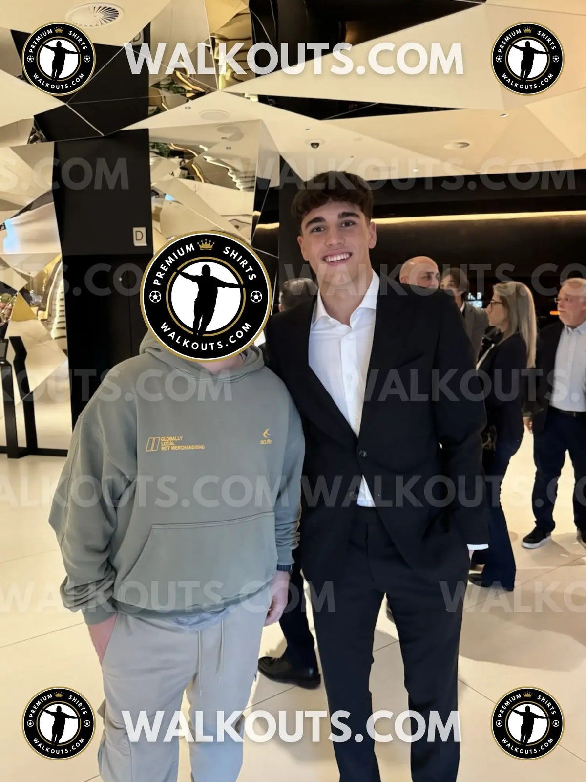 Signing proof photo for Pau Cubarsí (FC Barcelona) — 2024-2025 • #25PCU20021902