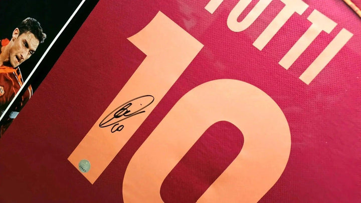 Francesco Totti 10 AS Roma 1998-1999 Home - Signed Soccer Shirt | Exclusive Memorabilia - Walkouts