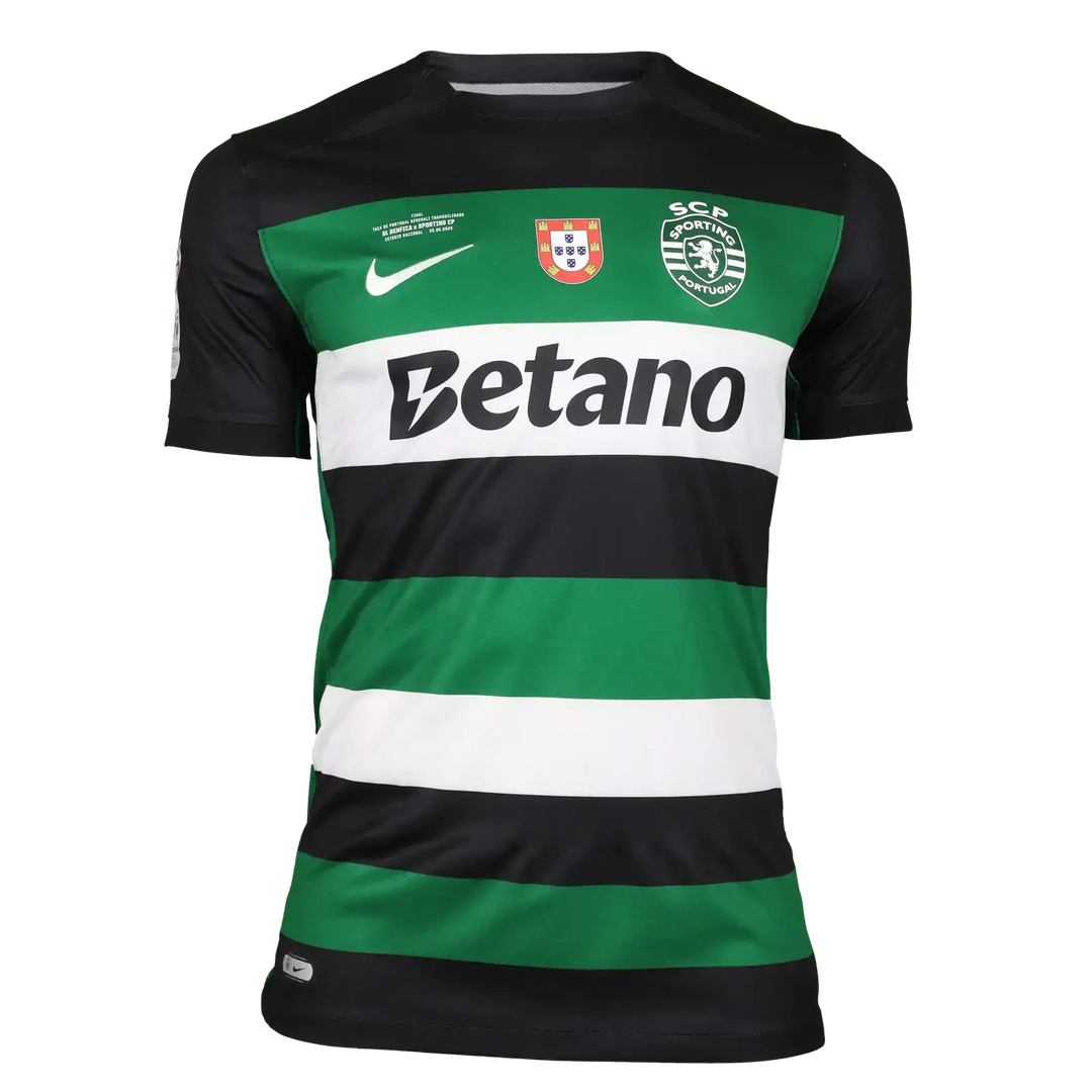 Sporting CP jersey in green and black stripes with Betano sponsor and SC Portugal crest.