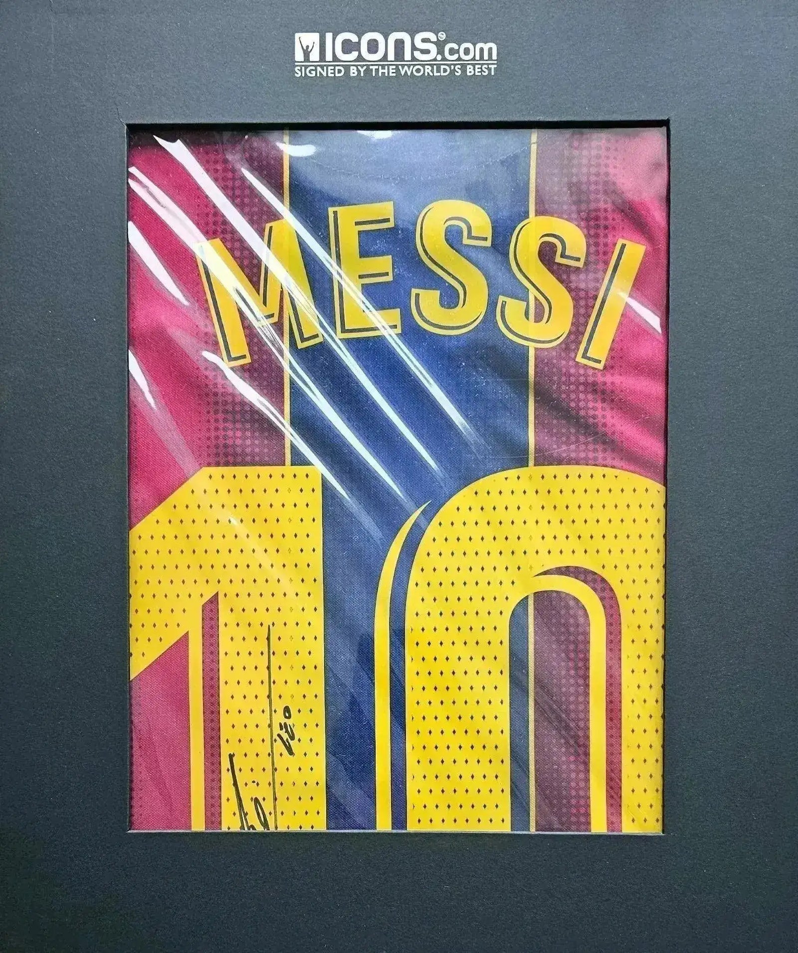 Signature detail showing the name 'Messi' and number '10' in yellow on a blue and red background.