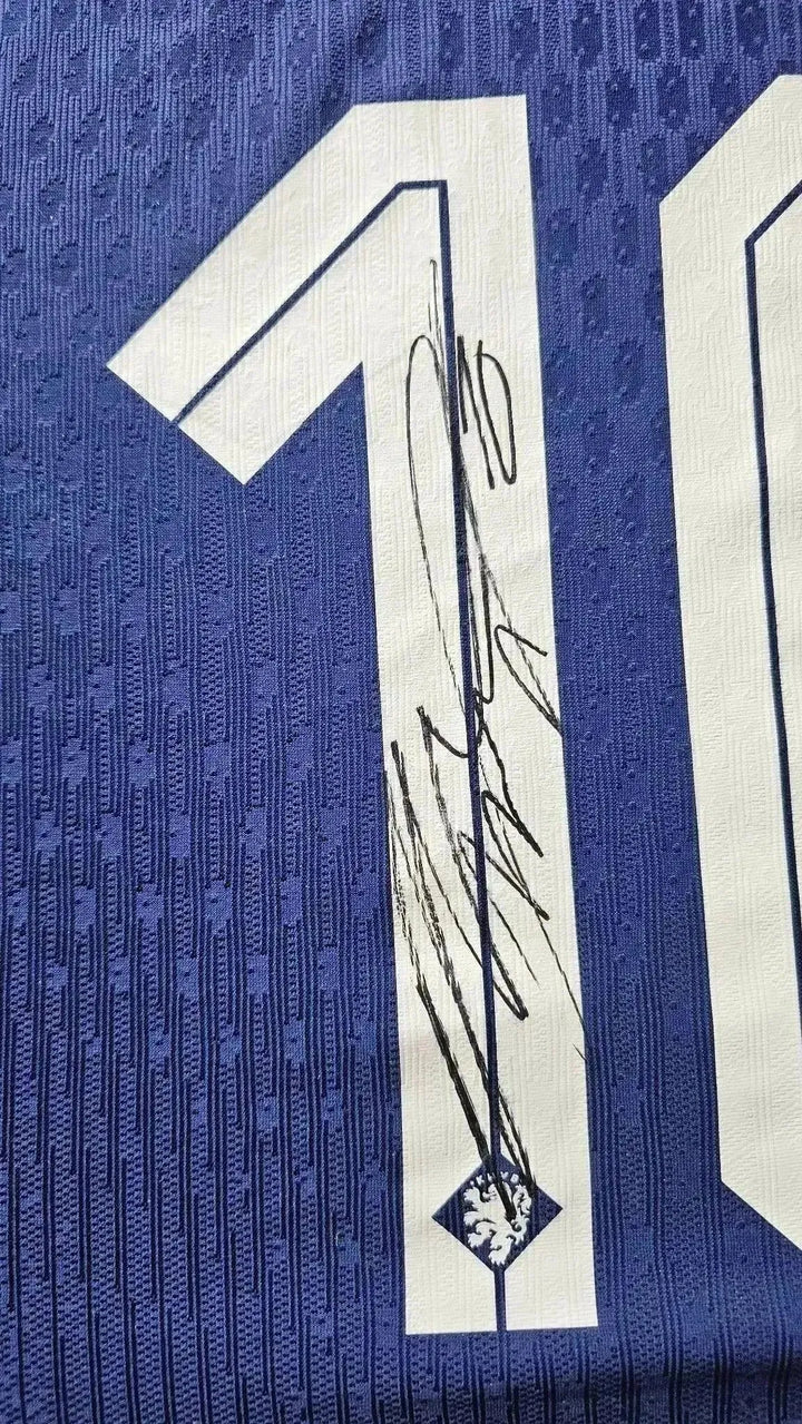 Detail view showing No. 10 and signature on the Holland Euro 2024 shirt.