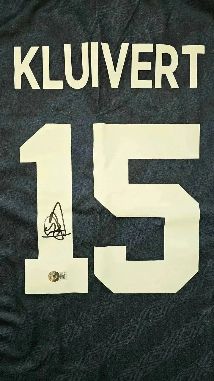 Back view showing KLUIVERT and No. 15, with a visible signature detail.