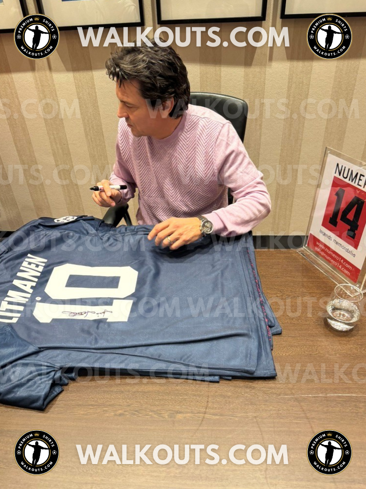 Signed Jari Litmanen Ajax 1994-95 Away | Beckett Grade 9 — Signing proof 24JLI20017610