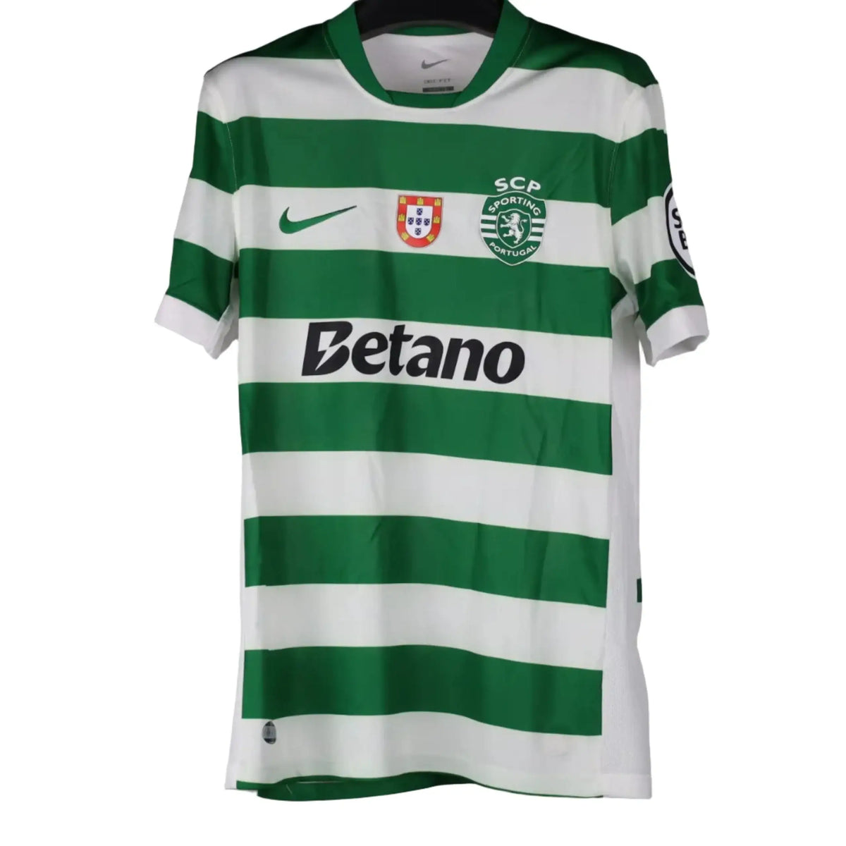 Front of a green and white hooped Sporting CP shirt with the Nike swoosh, Portugal crest, Sporting crest and Betano print, Flavio Gonçalves' Sporting CP shirt.