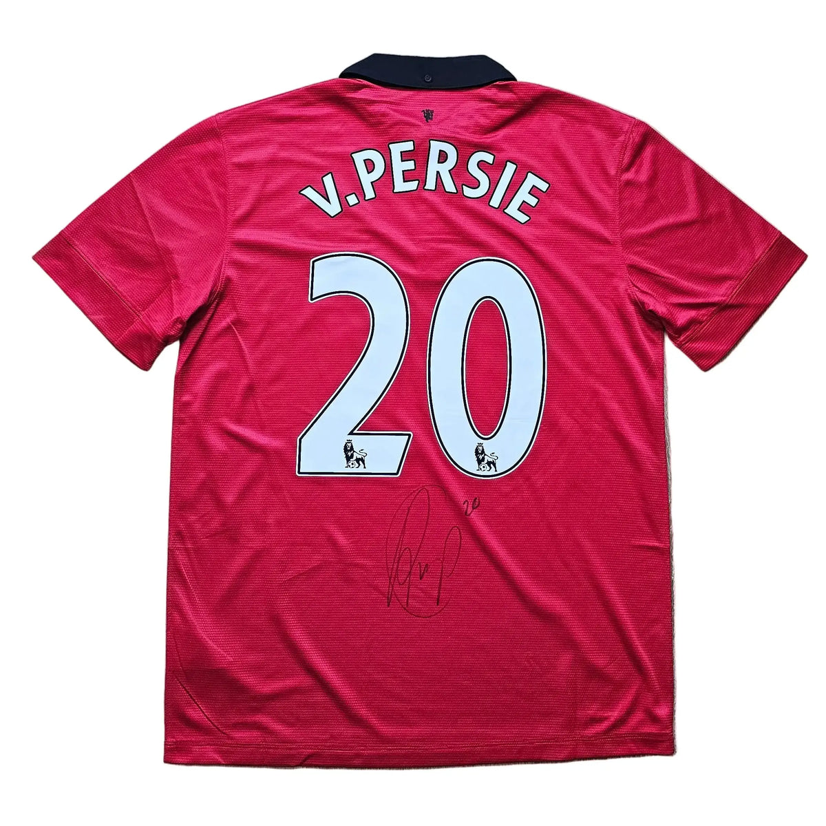 Manchester United shirt back with black collar trim, V.Persie and No. 20 in white with Premier League badges, Robin van Persie's signed 2014-15 shirt.